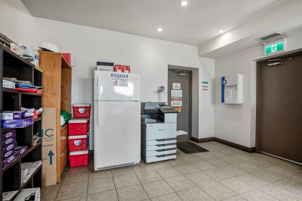 450254 82 Street East, Rural Foothills County, AB