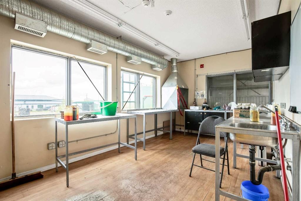 450254 82 Street East, Rural Foothills County, AB