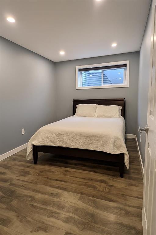 106 Eldorado Road Se, Airdrie, AB - Indoor Photo Showing Bedroom