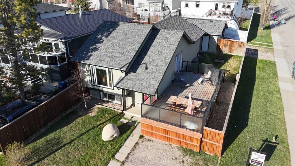 106 Eldorado Road Se, Airdrie, AB - Outdoor