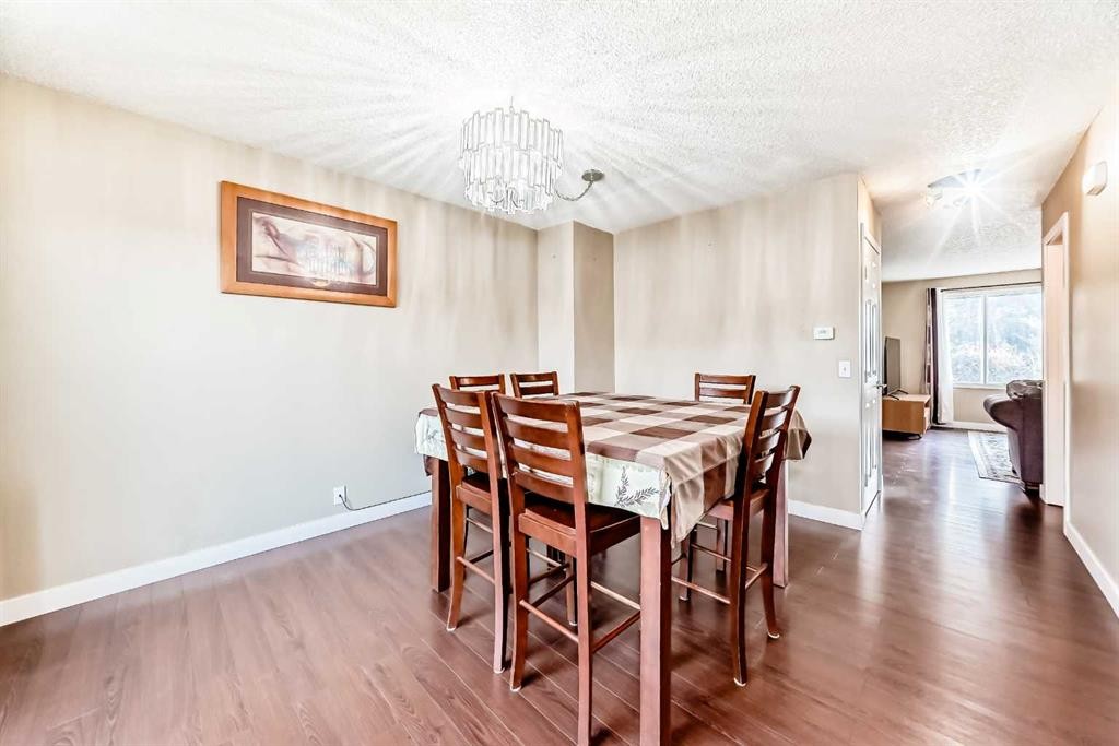 148 Pinemill Mews Ne, Calgary, AB - Indoor Photo Showing Dining Room