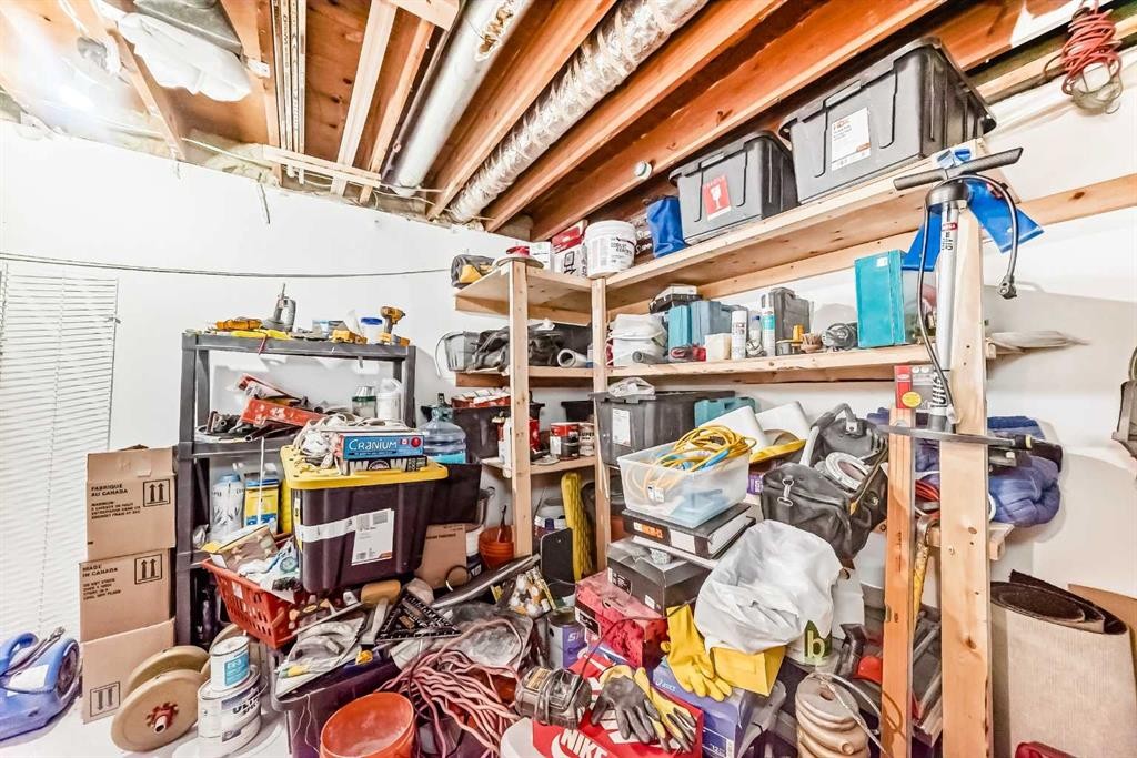 148 Pinemill Mews Ne, Calgary, AB - Indoor