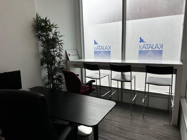 128 2 Avenue Se, Calgary, AB