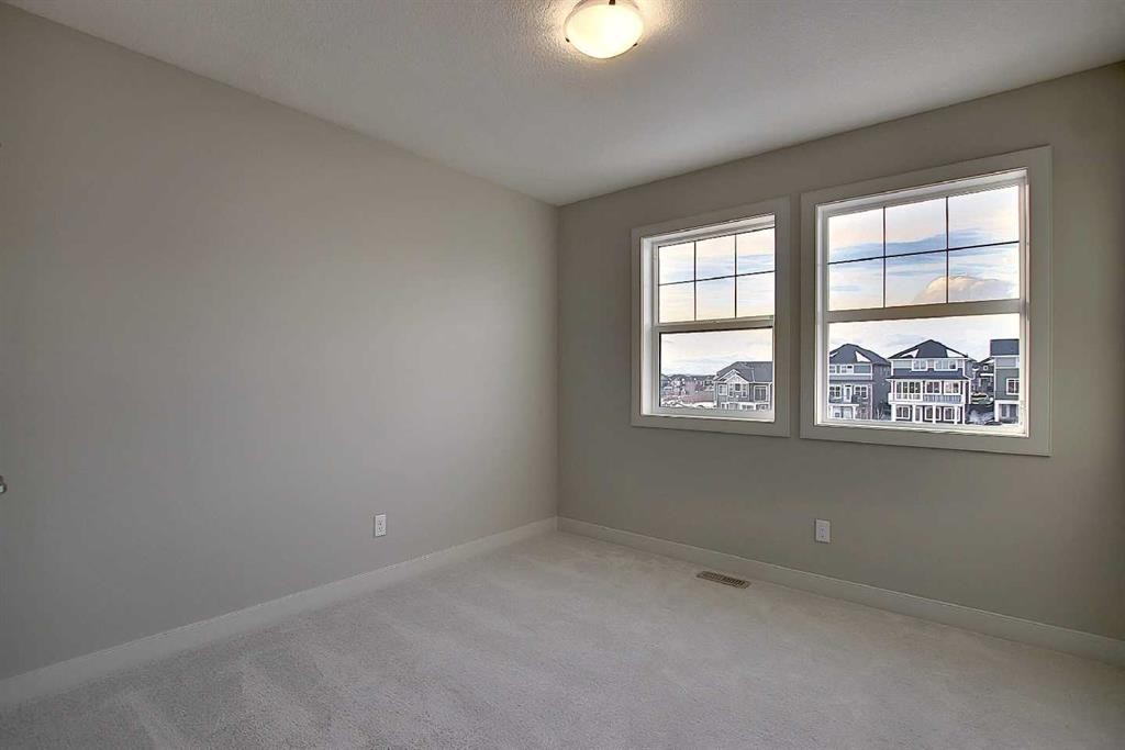 434 River Avenue, Cochrane, AB - Indoor Photo Showing Other Room