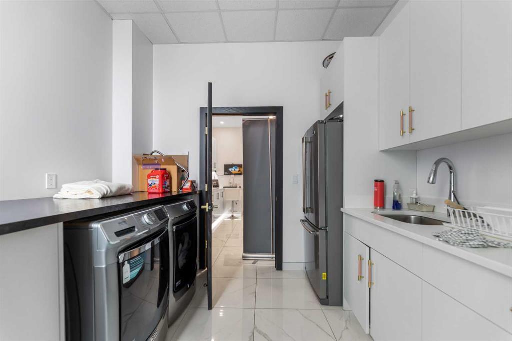 4620-4624 16 Avenue Nw, Calgary, AB