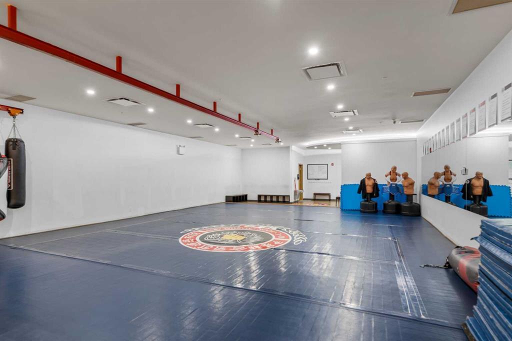 4620-4624 16 Avenue Nw, Calgary, AB