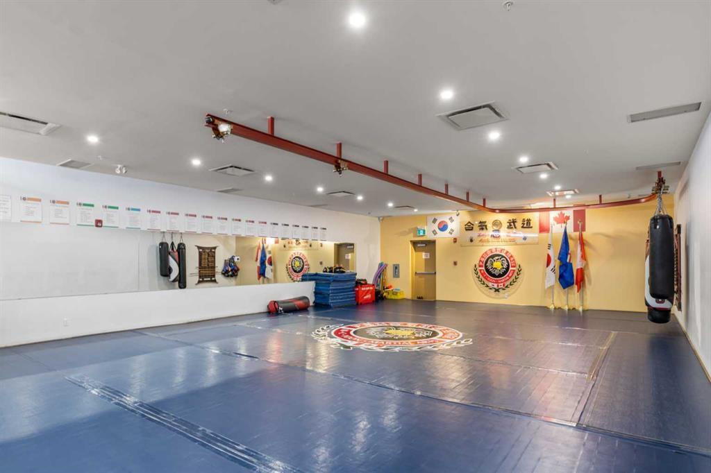 4620-4624 16 Avenue Nw, Calgary, AB