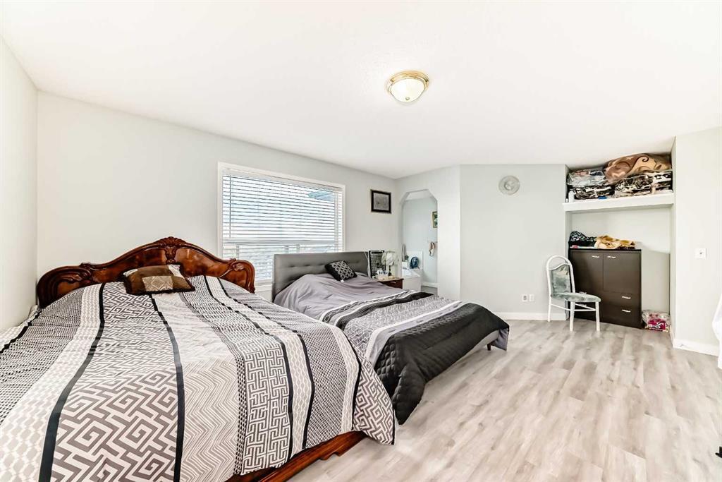 158 Panamount Drive Nw, Calgary, AB - Indoor Photo Showing Bedroom