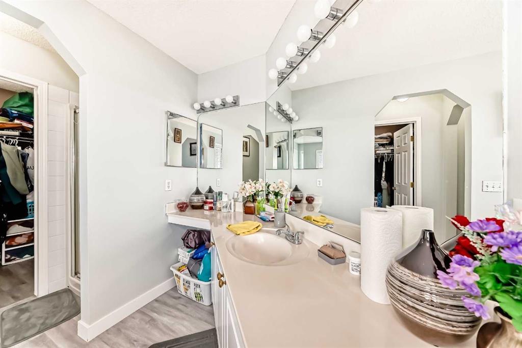 158 Panamount Drive Nw, Calgary, AB - Indoor