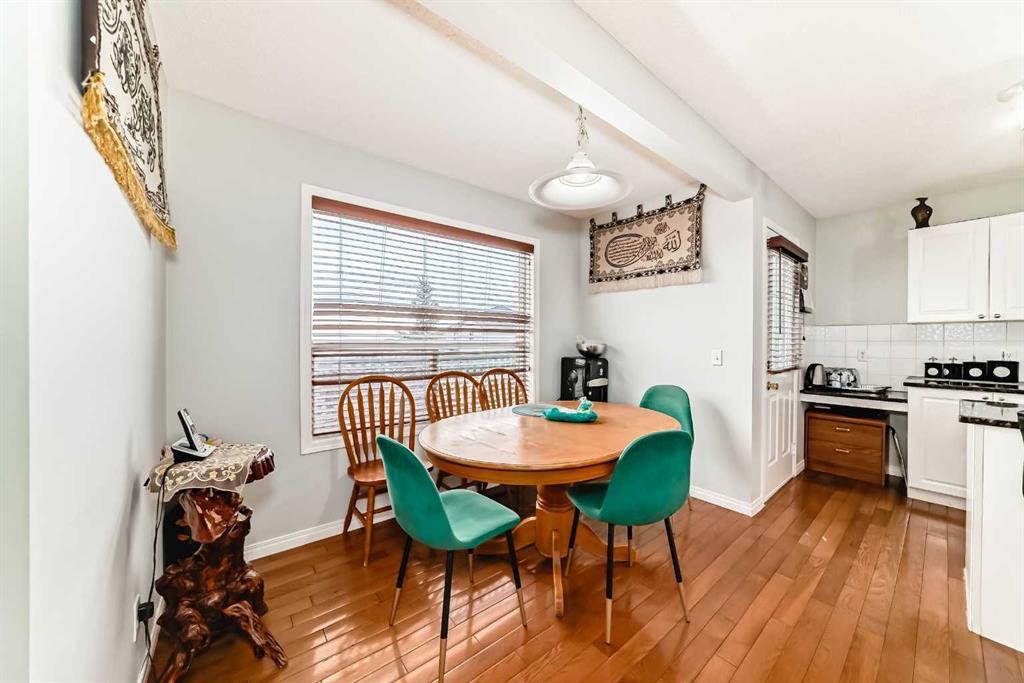 158 Panamount Drive Nw, Calgary, AB - Indoor Photo Showing Dining Room