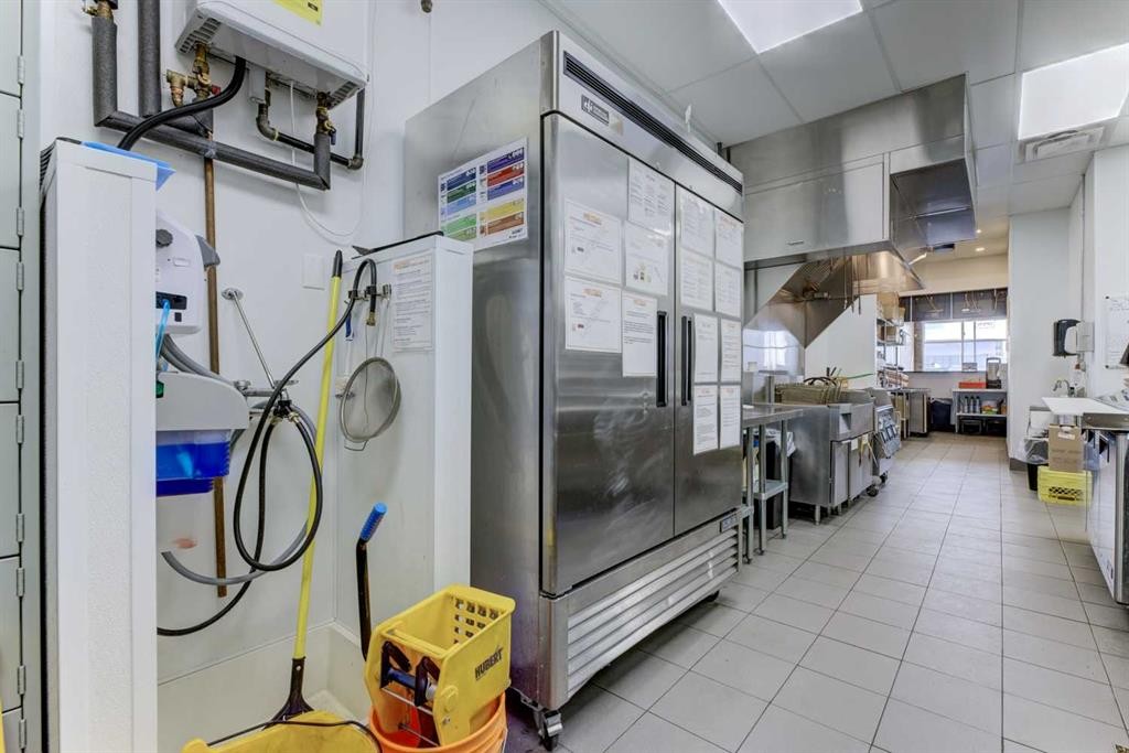 981 Tamarack Way Nw, Edmonton, AB