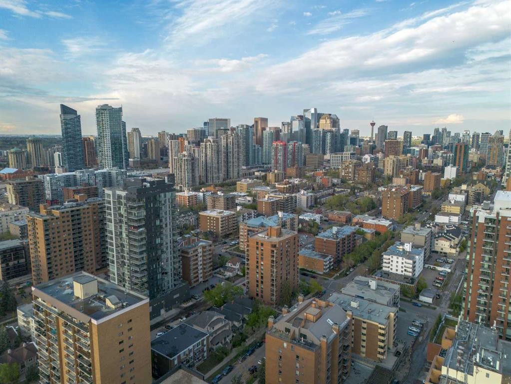 1316 15 Avenue Sw, Calgary, AB - Outdoor With View