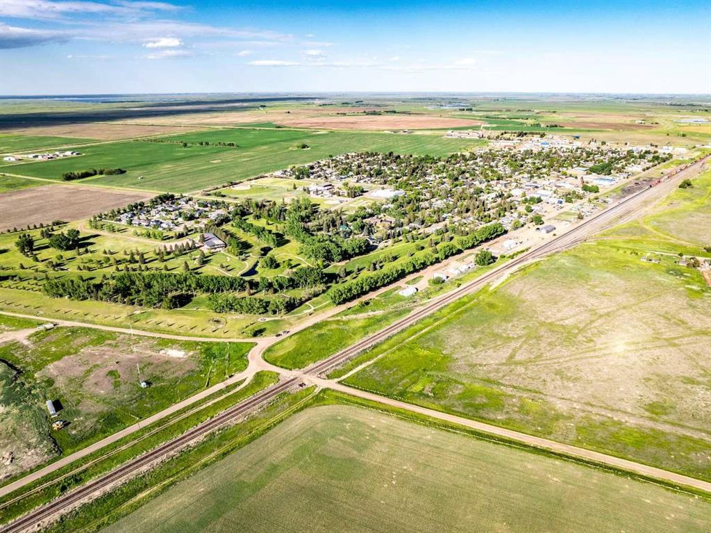 505 9 Avenue, Bassano, AB