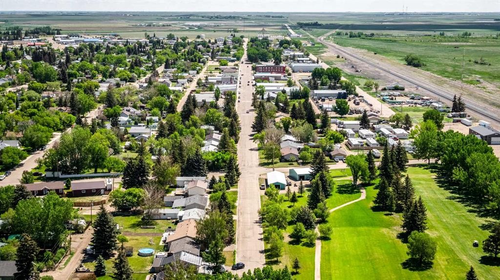 505 9 Avenue, Bassano, AB