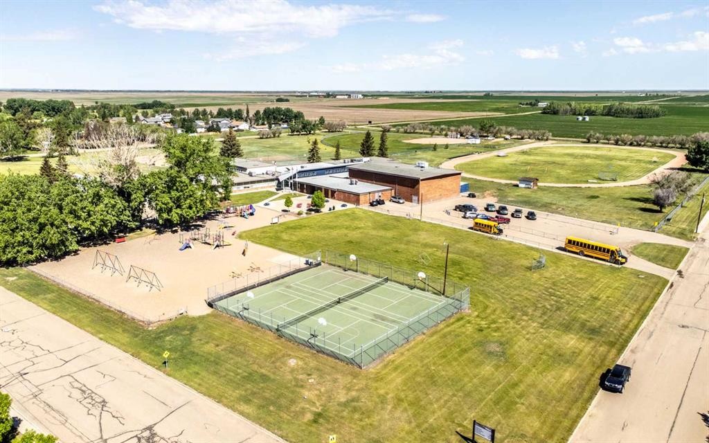 505 9 Avenue, Bassano, AB