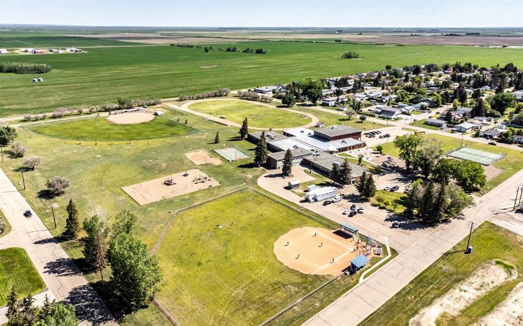 505 9 Avenue, Bassano, AB