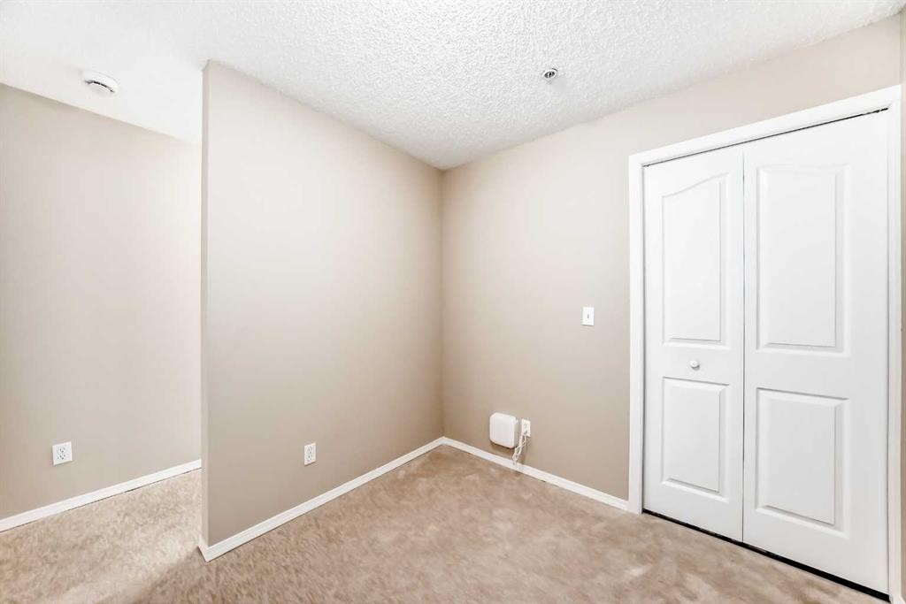 1204-2395 Eversyde Avenue Sw, Calgary, AB - Indoor Photo Showing Other Room