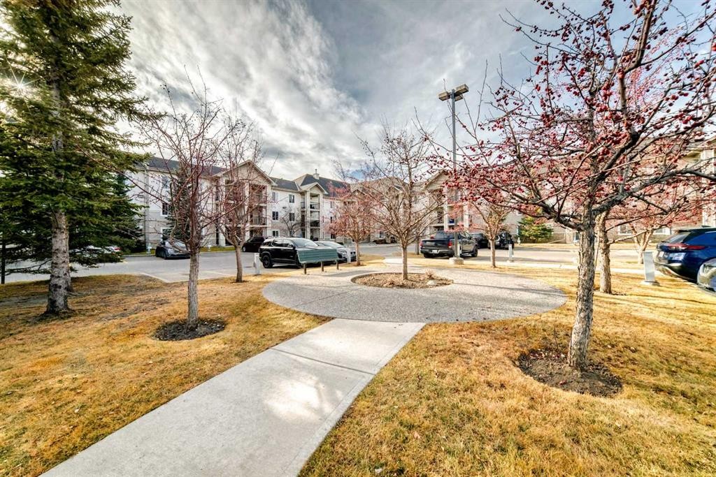 1204-2395 Eversyde Avenue Sw, Calgary, AB - Outdoor