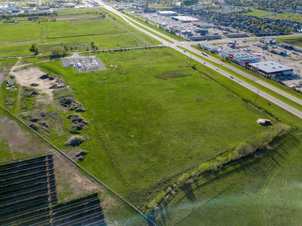 1 Highway 1, Strathmore, AB