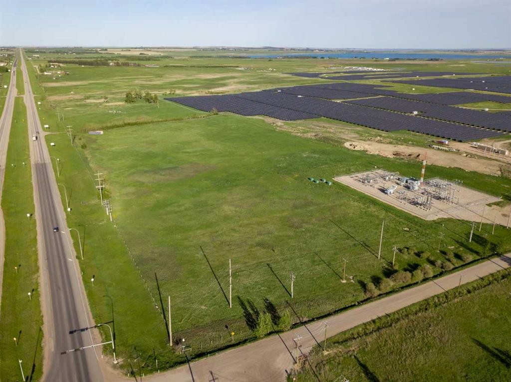 1 Highway 1, Strathmore, AB