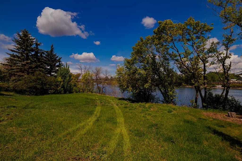 14 Major Stewart Lane Se, Calgary, AB