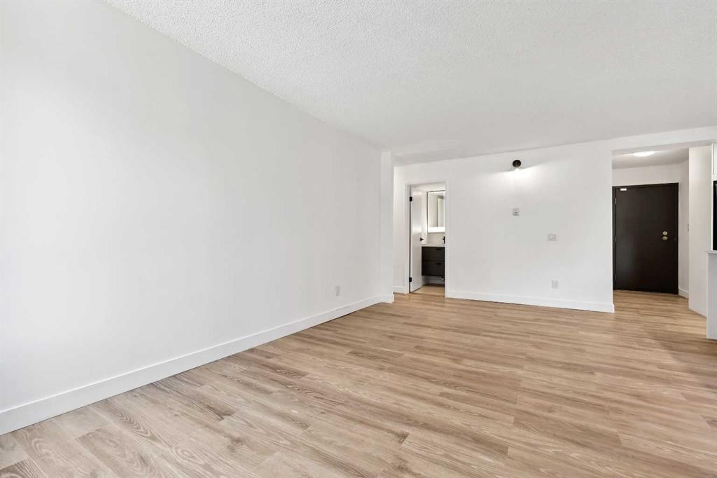 206-1414 5 Street Sw, Calgary, AB - Indoor Photo Showing Other Room