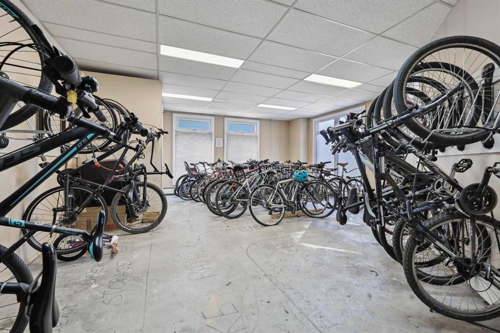 206-1414 5 Street Sw, Calgary, AB - Indoor