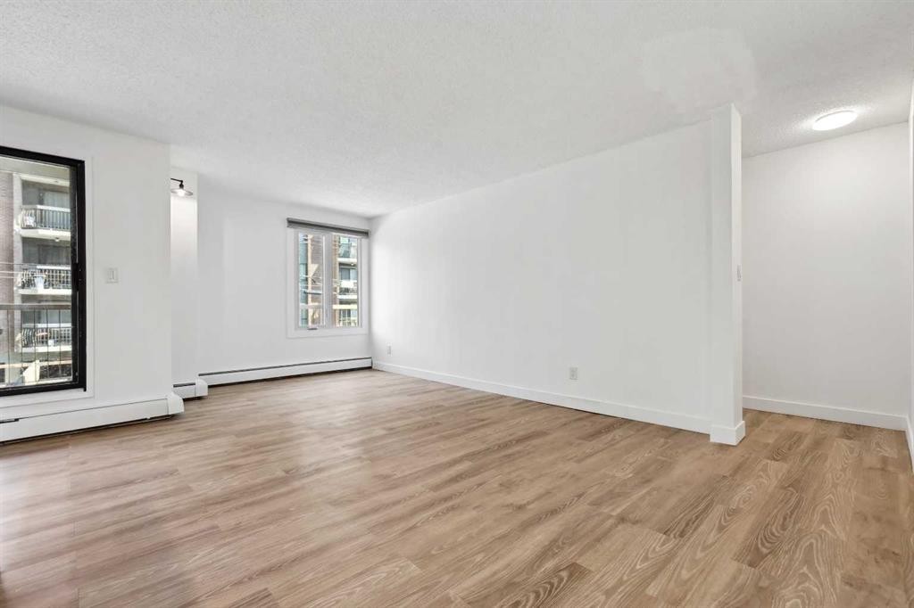206-1414 5 Street Sw, Calgary, AB - Indoor Photo Showing Other Room