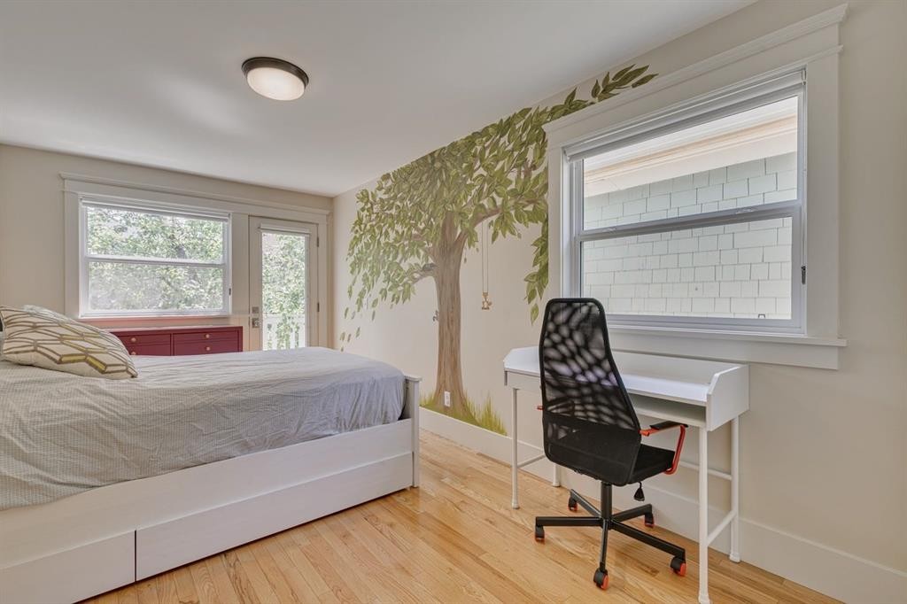 609 23 Avenue Sw, Calgary, AB - Indoor Photo Showing Bedroom