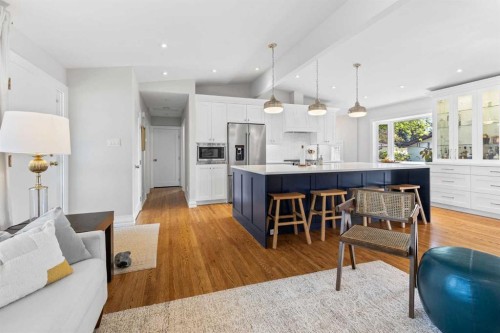 27 Gordon Drive Sw, Calgary, AB 