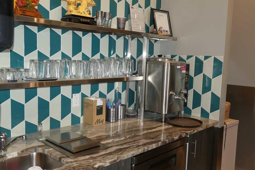 2110-4 Royal Vista Way Nw, Calgary, AB