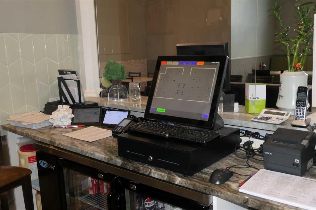 2110-4 Royal Vista Way Nw, Calgary, AB