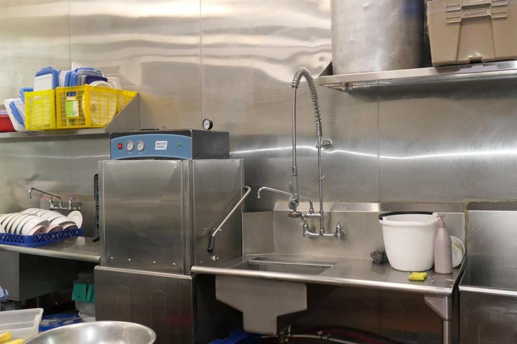 2110-4 Royal Vista Way Nw, Calgary, AB