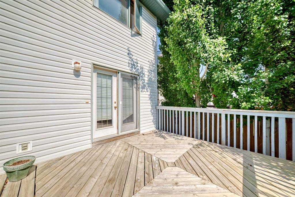 42 Sierra Nevada Green Sw, Calgary, AB - Outdoor With Deck Patio Veranda With Exterior