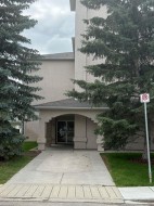 205-7 Lineham Avenue Okotoks, AB T1S 1Z2