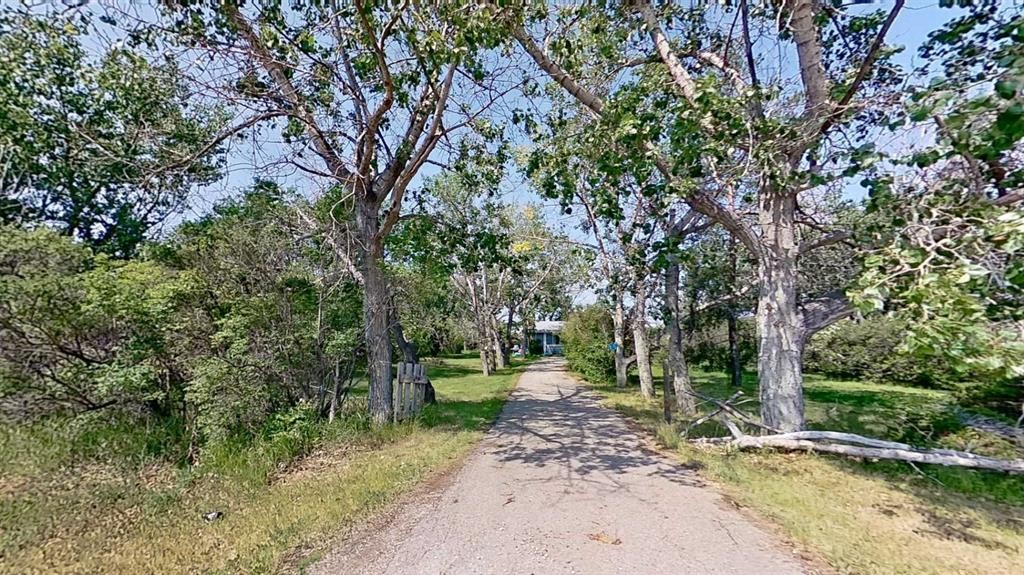 243039 Paradise Road, Chestermere, AB - Outdoor