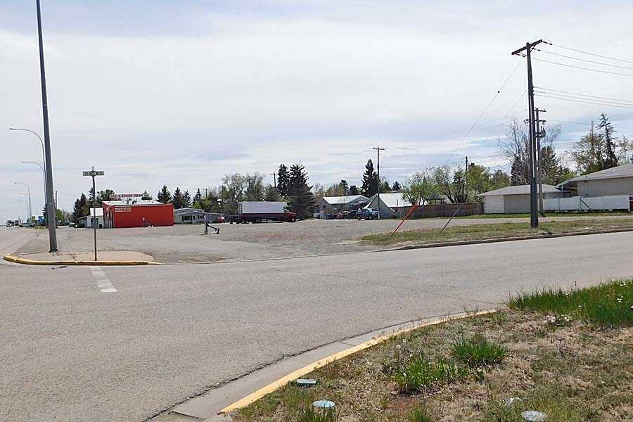 4419 1 St Street West, Claresholm, AB