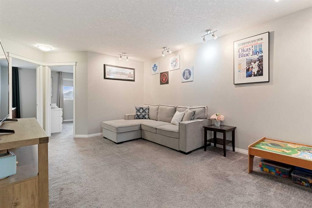 95 Evansborough Common Nw, Calgary, AB - Indoor