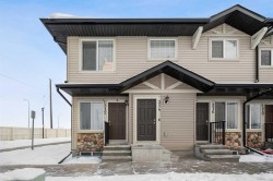 312 Saddlebrook Point NE Calgary, AB T3H 3C7