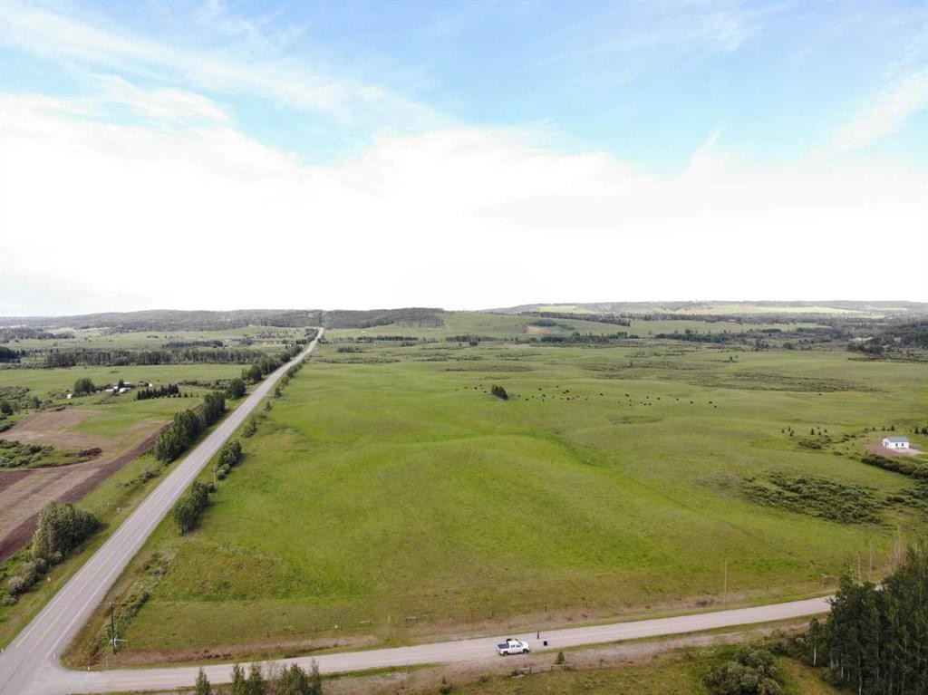 Hwy 584, Rural Mountain View County, AB