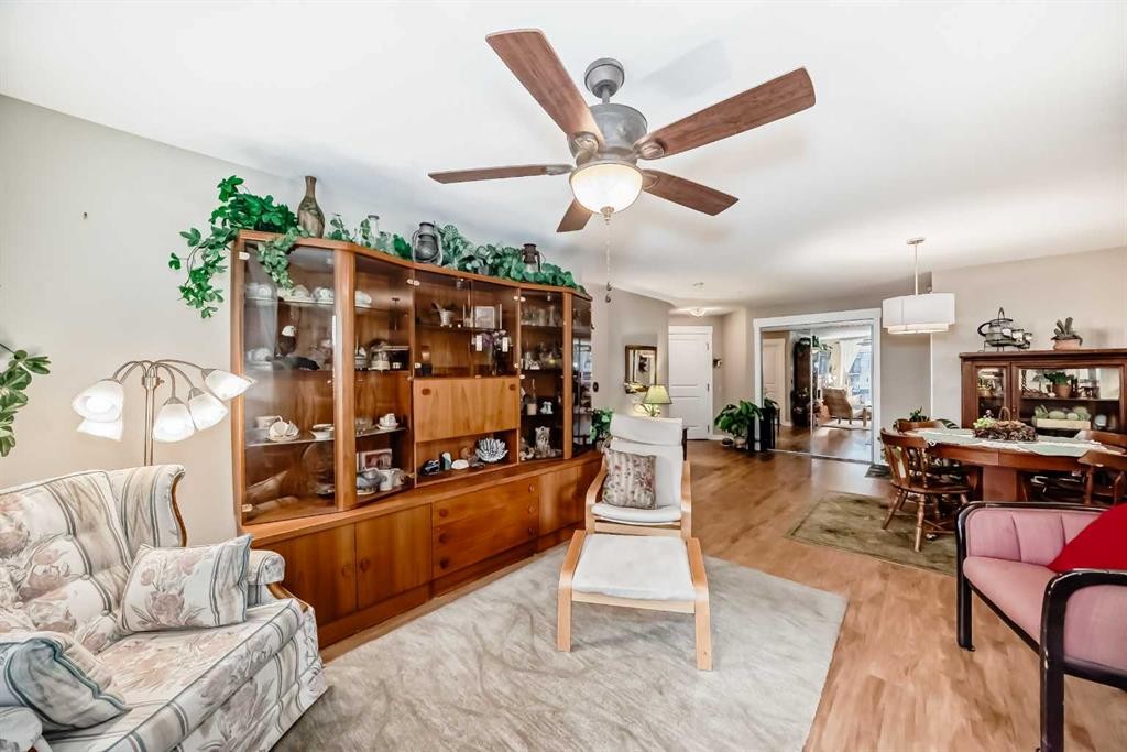 3302-240 Skyview Ranch Road Ne, Calgary, AB - Indoor Photo Showing Living Room