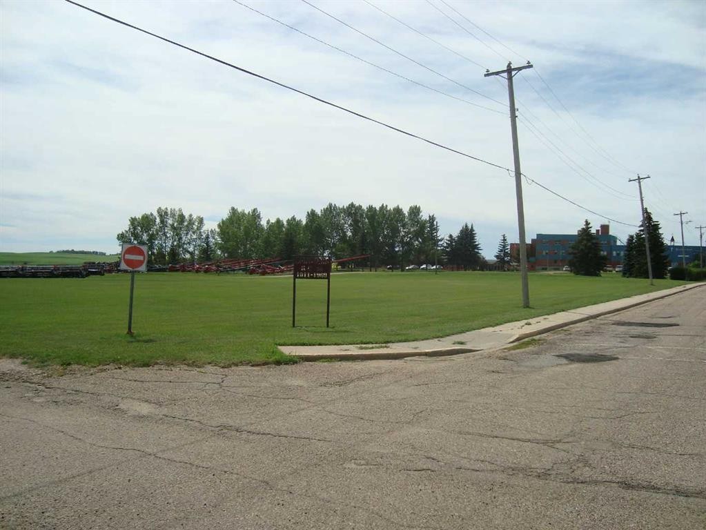 420 Pontmain Road, Trochu, AB