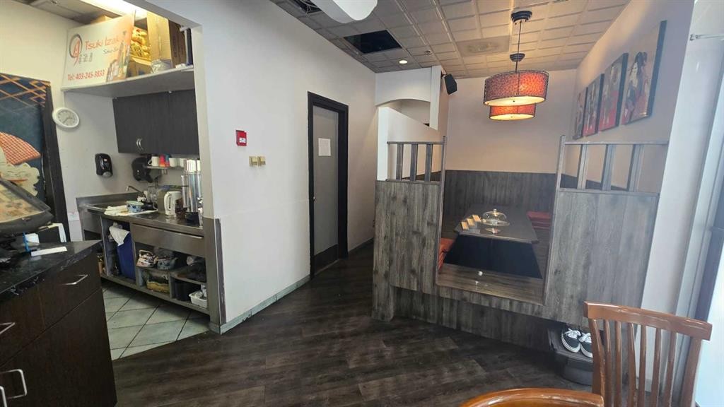 101-328 Centre Street Se, Calgary, AB