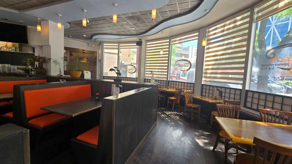 101-328 Centre Street Se, Calgary, AB