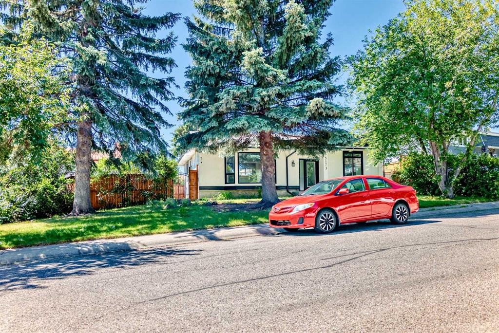 5173 Whitestone Road Ne, Calgary, AB - Outdoor