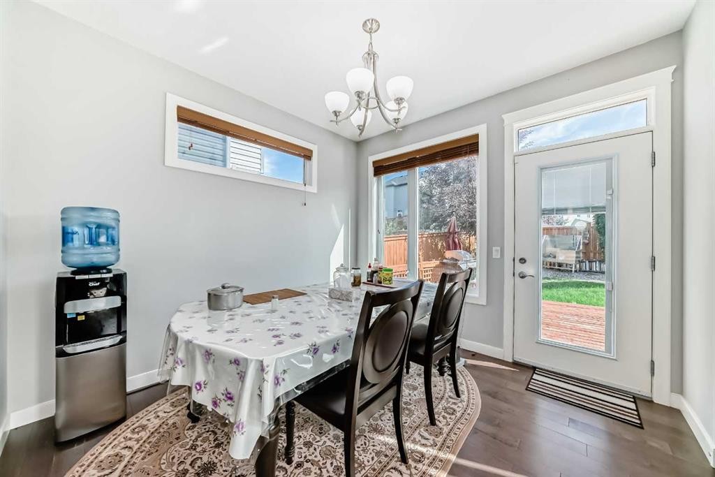 107 Nolancrest Rise Nw, Calgary, AB - Indoor Photo Showing Dining Room