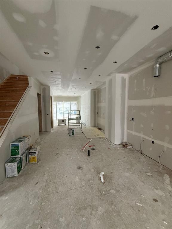 3412 1 Street Nw, Calgary, AB - Indoor