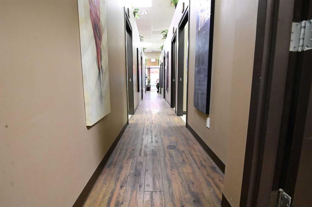 401-8120 Beddington Boulevard Nw, Calgary, AB