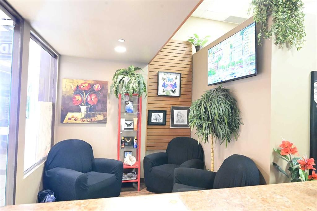 401-8120 Beddington Boulevard Nw, Calgary, AB