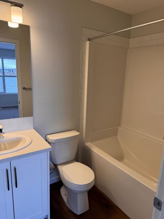 17 Setonvista Gate Se, Calgary, AB - Indoor Photo Showing Bathroom